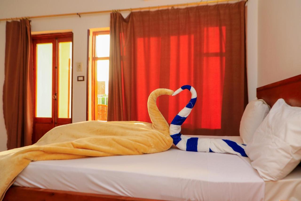 Thebes Hotel ルクソール エクステリア 写真