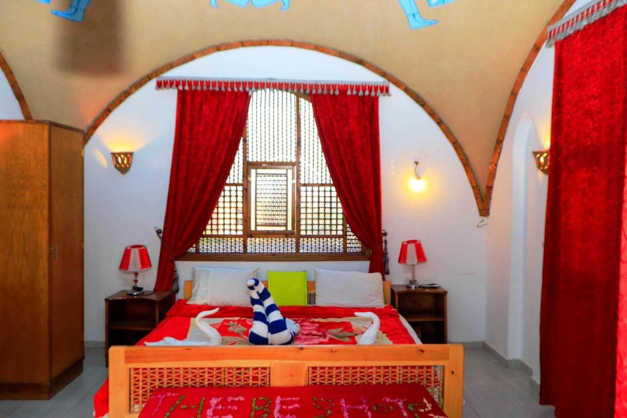 Thebes Hotel ルクソール エクステリア 写真