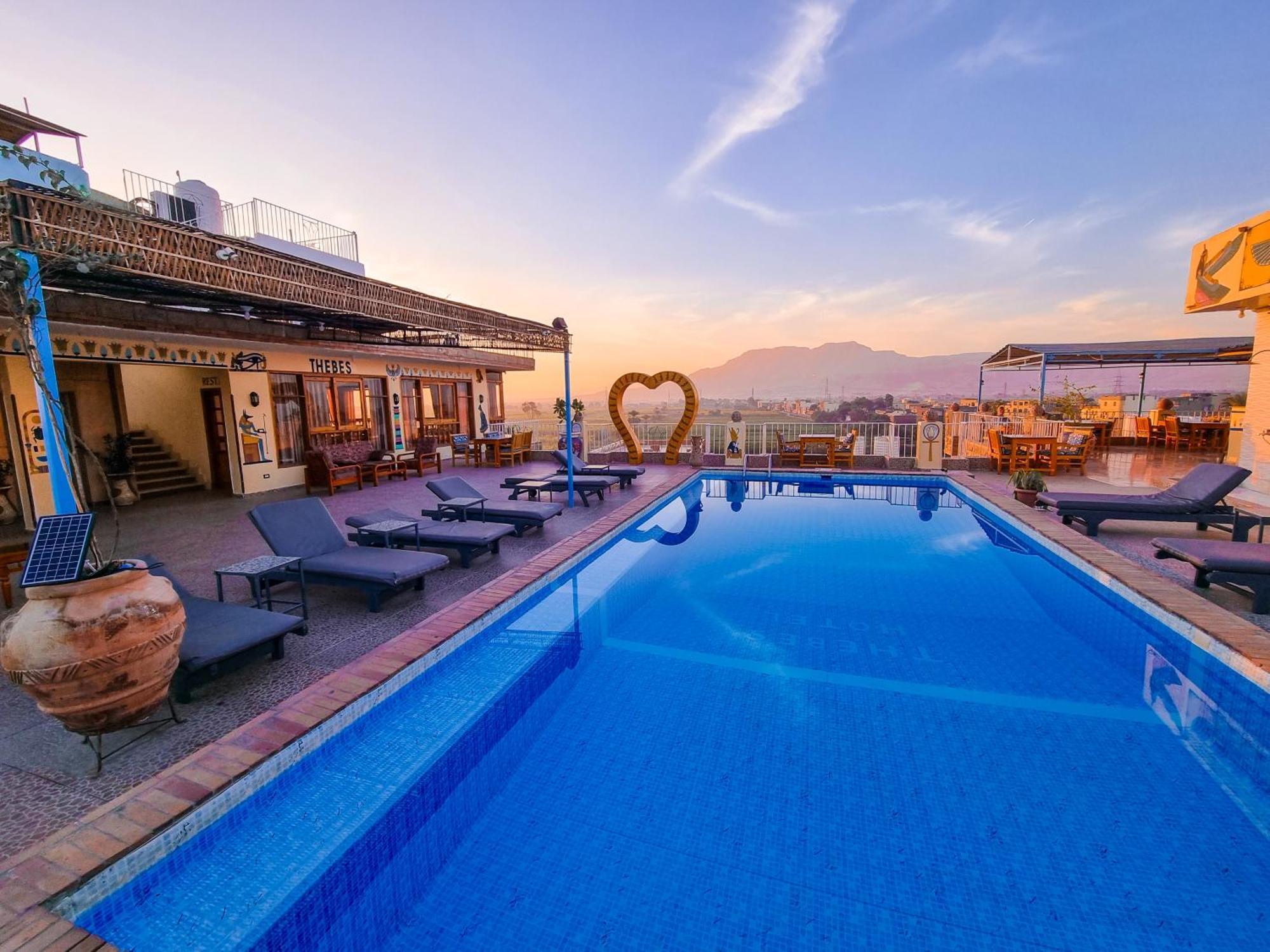 Thebes Hotel ルクソール エクステリア 写真