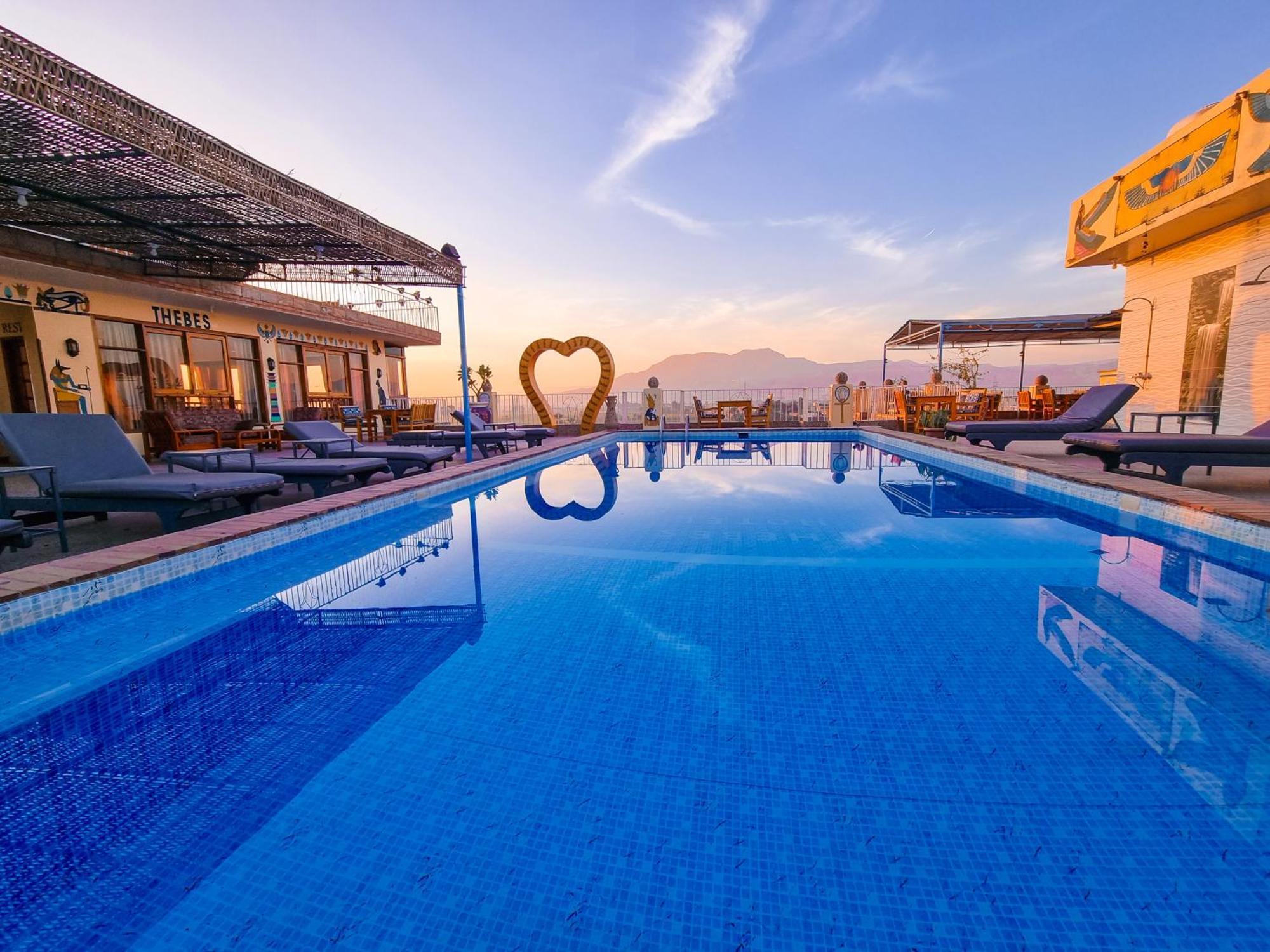 Thebes Hotel ルクソール エクステリア 写真