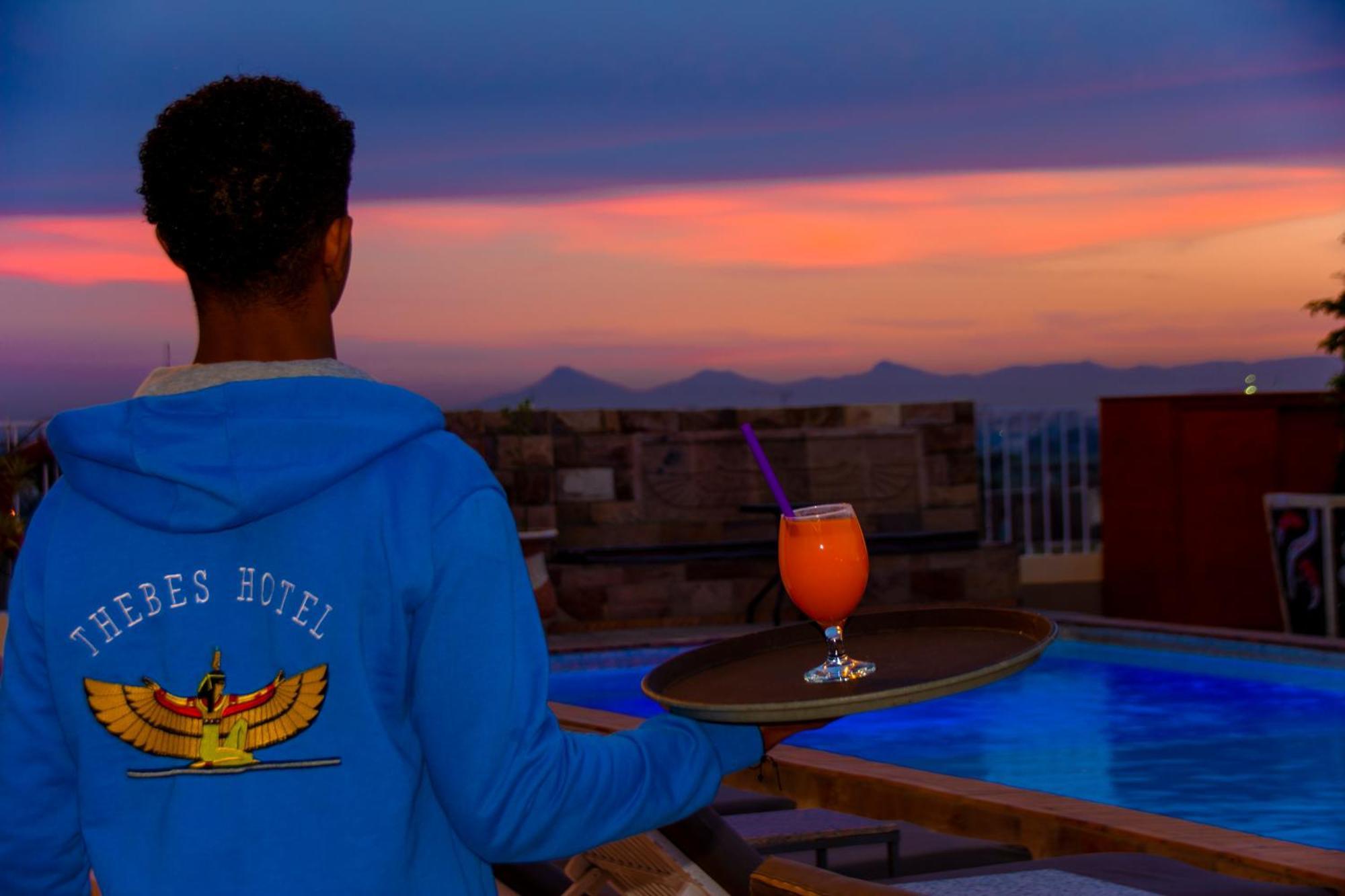 Thebes Hotel ルクソール エクステリア 写真